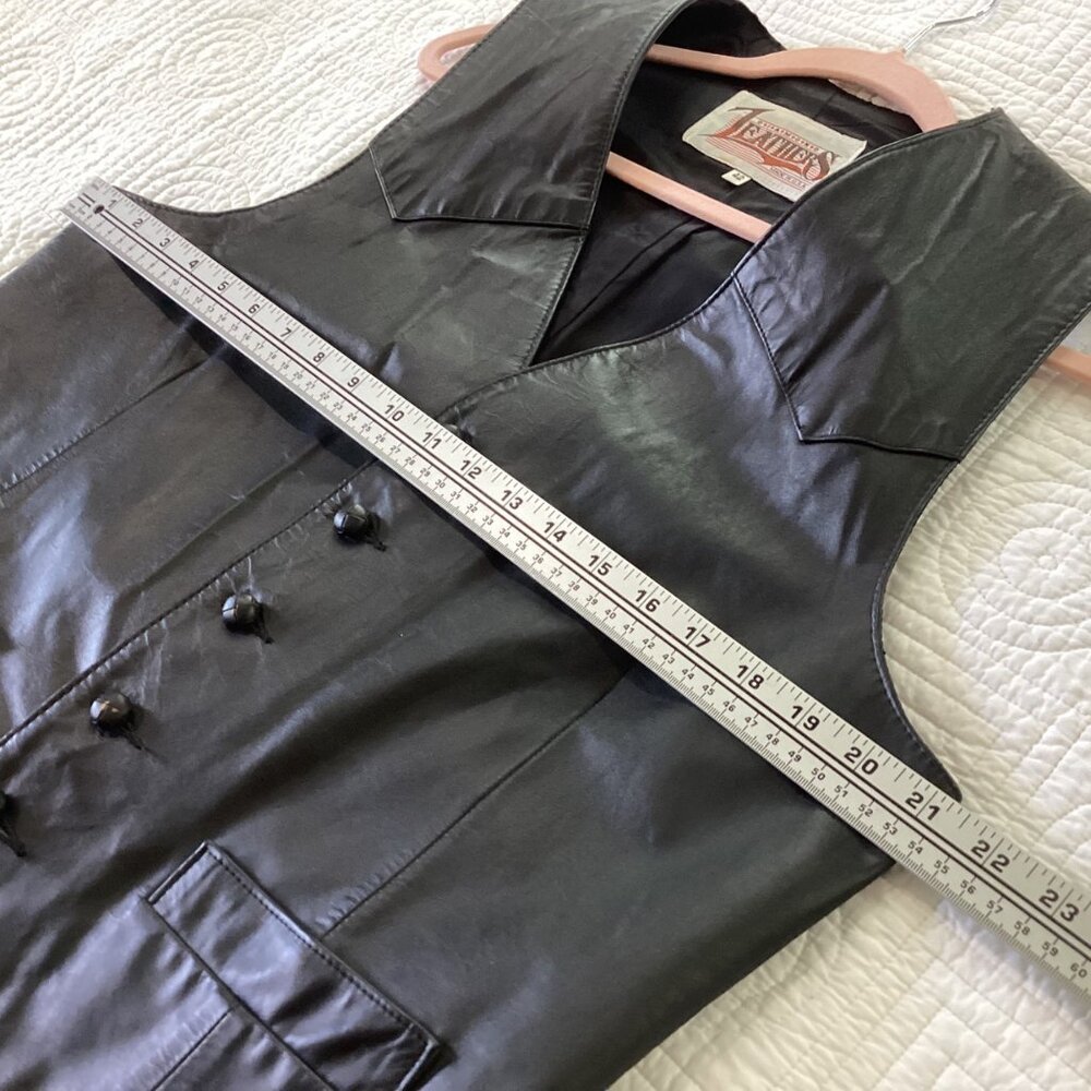 Vintage Diamond Leathers  Black Leather Mens Western Vest Size 42 Biker Jacket - Picture 5 of 13